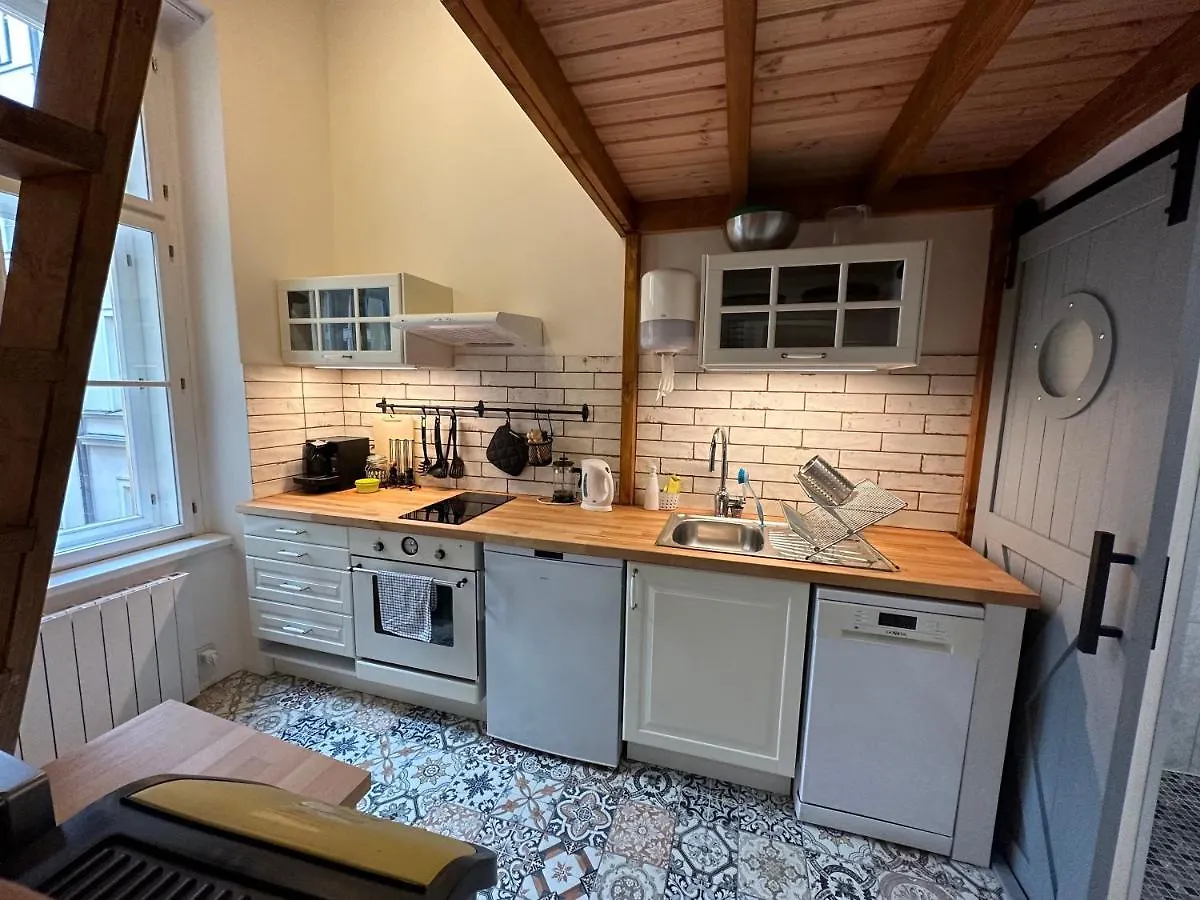 Cozy New Loft Apartment Praga 0*,  República Checa